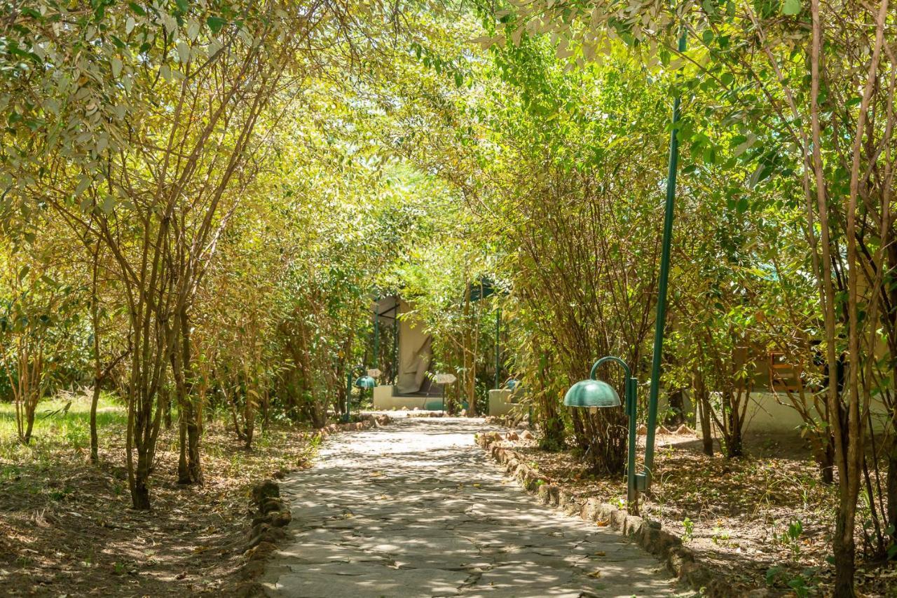 Prideinn Mara Camp & Cottages Talek Ngoại thất bức ảnh